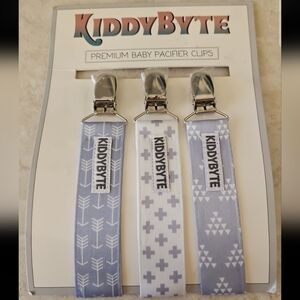 Kiddybyte Set of 3 Pacifier Clips